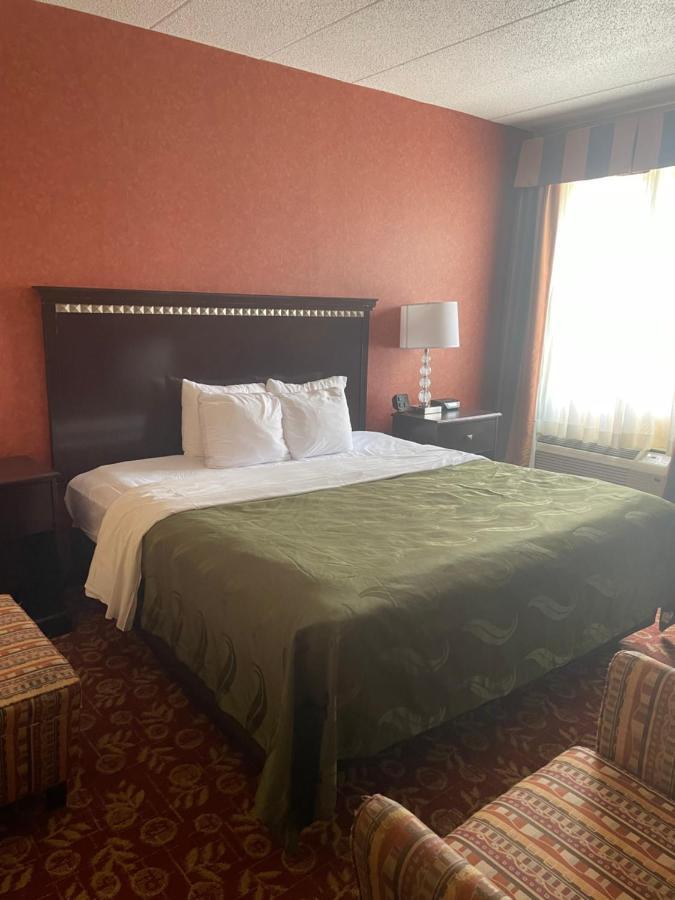 Quality Inn Вайнленд Екстер'єр фото