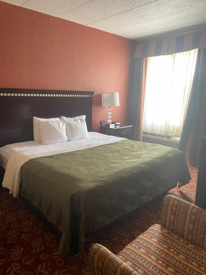 Quality Inn Вайнленд Екстер'єр фото