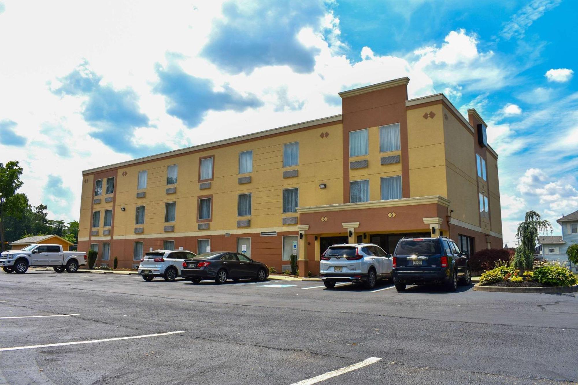Quality Inn Вайнленд Екстер'єр фото